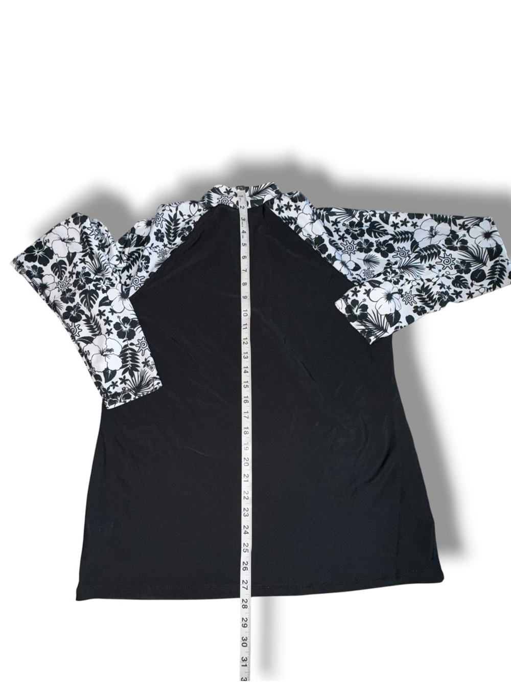 UV SKINZ Women’s Black Floral Sleeve Rash Guard Top - XL - Picture 10 of 10